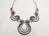 Collar 6